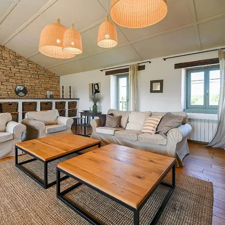Villa Stone *